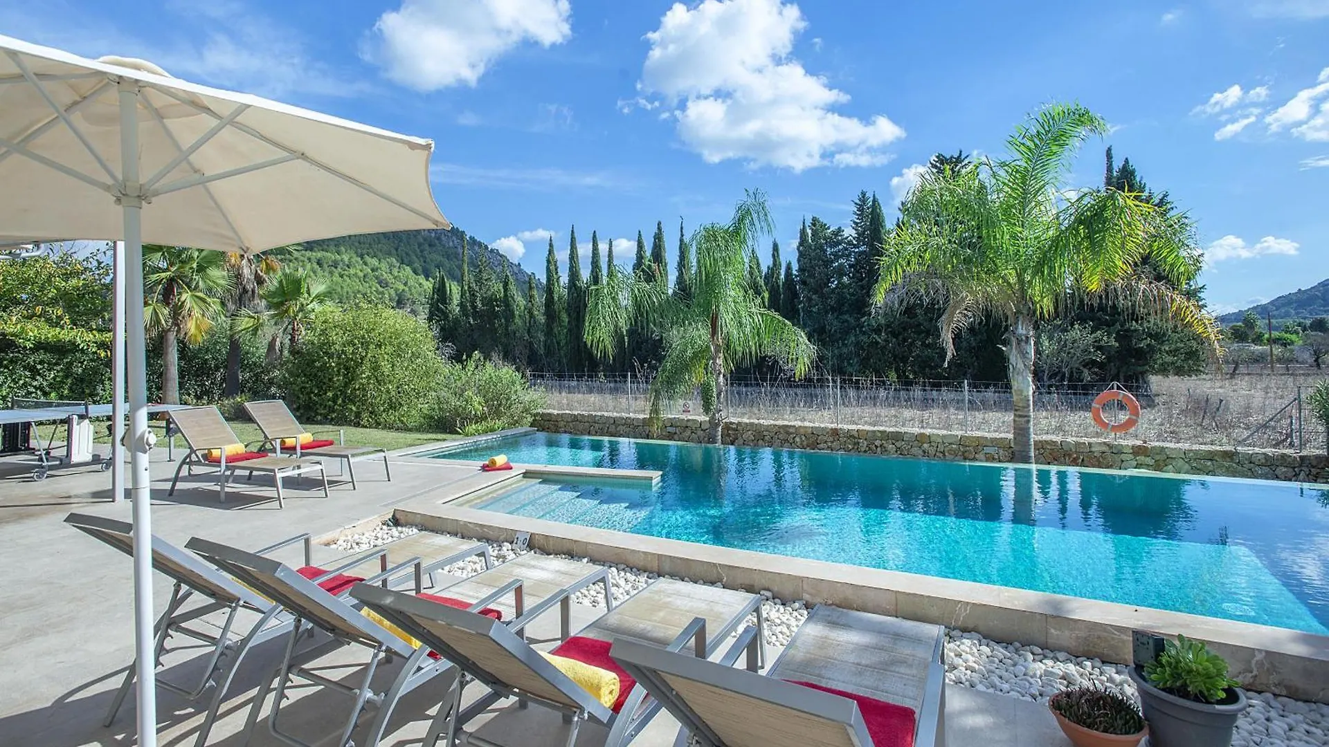 Owl Booking Villa Tereu - Luxury Retreat With Mountain Views Польенса
